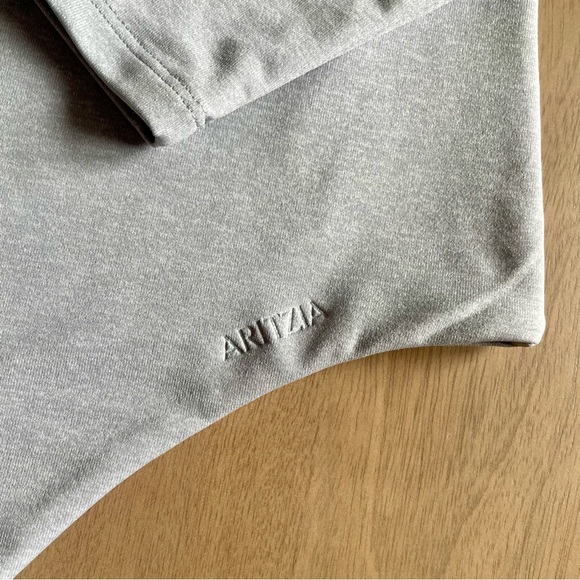 NWOT Aritzia Contour Gray V-Neck Long Sleeve Bodysuit - Picture 2 of 9